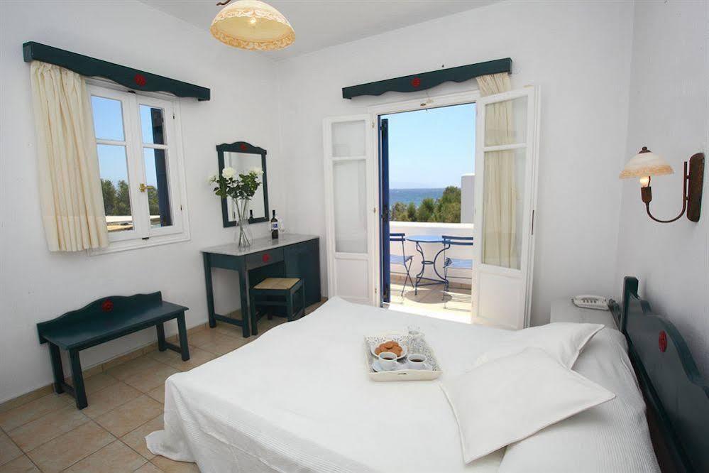 Paros Inn โลการาส ภายนอก รูปภาพ